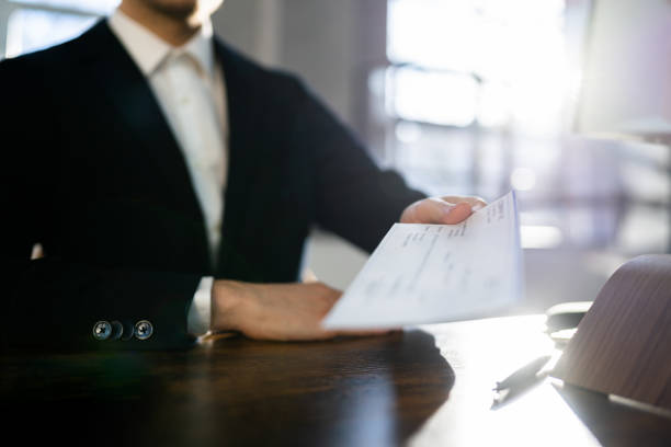 Finding A Cheque Bounce Lawyer For Dwarka Court Matters